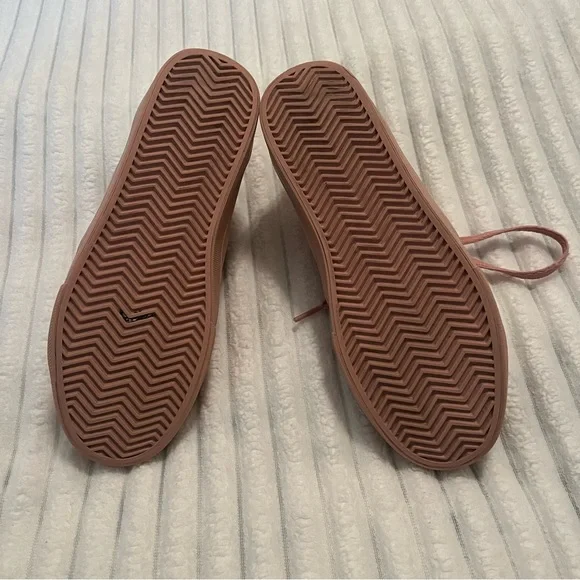 Bangs Pink Shoes - Picture 7 of 7